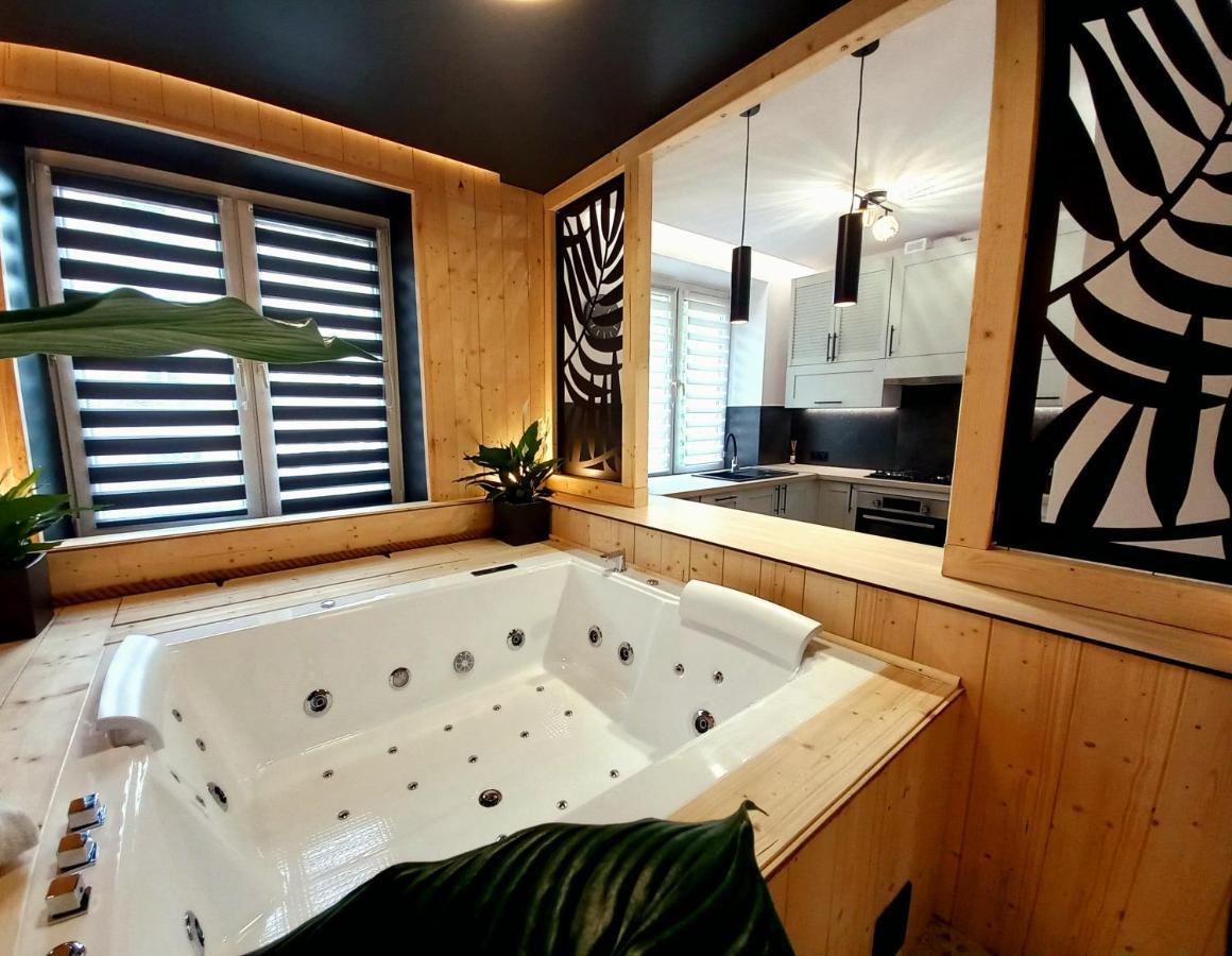 Vip Apartament Malmeda Jacuzzi Białystok Exteriör bild