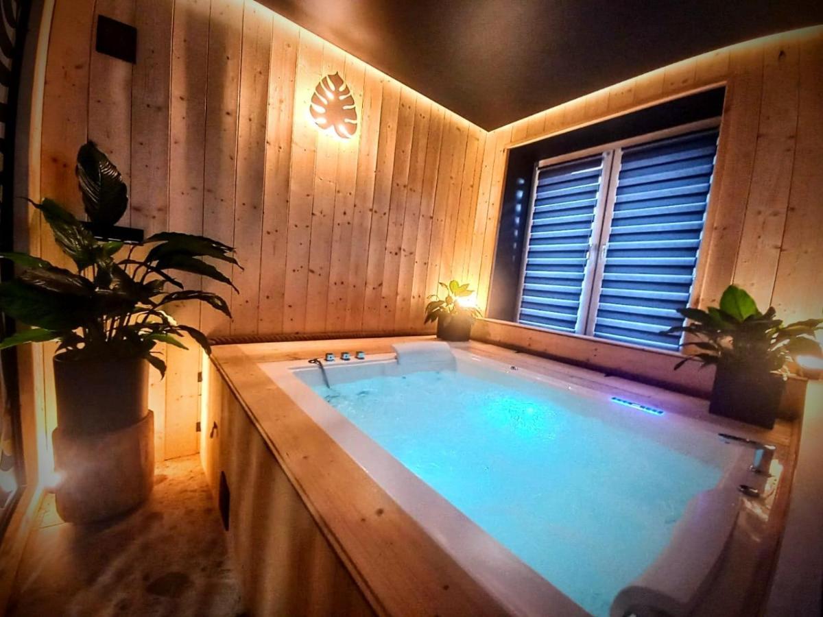 Vip Apartament Malmeda Jacuzzi Białystok Exteriör bild